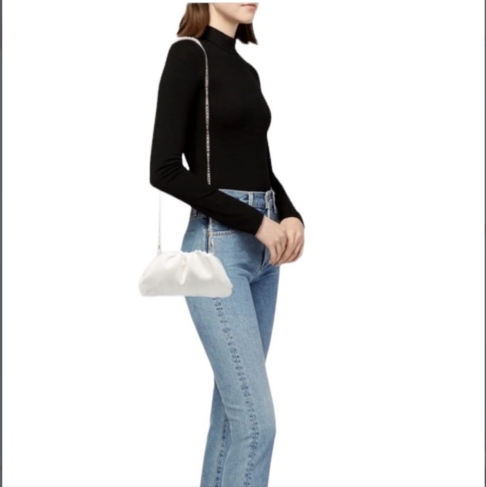 NWT UNDERSTATED LEATHER Bag + Dustbag, CROSSBODY TOO - Picture 4 of 9